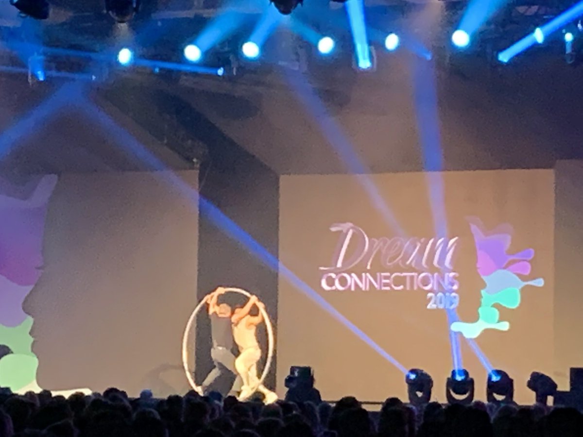 joshaversa's tweet photo. @WEHicks is really “on a roll” with these amazing  #UltiConnect kickoff performances!  Awesome as always Bill! https://t.co/Yl1MiCwxaB
