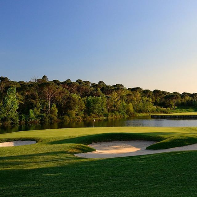 lowgolf's tweet photo. 💥💥CONCURSO💥💥
¿Sabes qué campo es este? Concursa pinchando en el enlace de la bio y gana una estancia en @lafincagolf 
#golf #golfstagram #golf⛳️ #golfbreaks #costablanca https://t.co/OdJIoSwIdS https://t.co/bBDza6ECCr