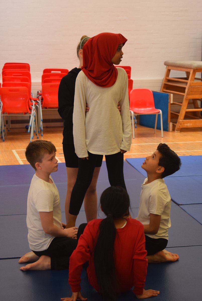 JBprimaryschool's tweet image. Y5 have been working really hard in their weekly Unity Allstars cheerleading sessions and rounded this term off with a very impressive cheerleading performance to their parents.  Well done Y5! #unityallstars #cheerleading