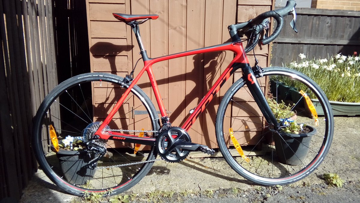 Berk_at_barrier's tweet photo. #newbikeday #RedIsFaster https://t.co/fdhUW5FwtZ