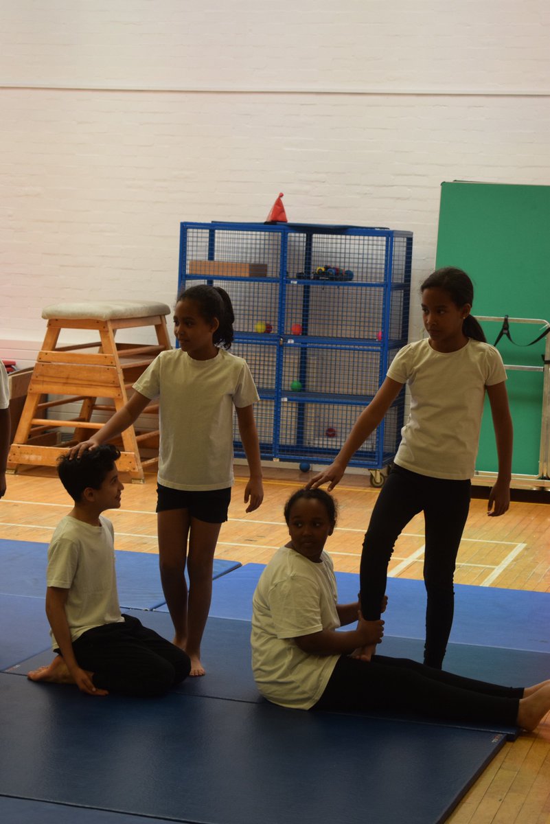 JBprimaryschool's tweet image. Y5 have been working really hard in their weekly Unity Allstars cheerleading sessions and rounded this term off with a very impressive cheerleading performance to their parents.  Well done Y5! #unityallstars #cheerleading