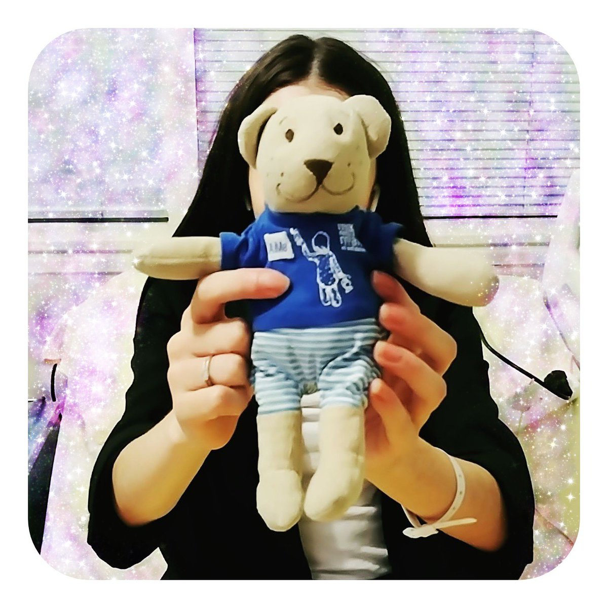Hier soir avec Samira on a parlé relooking et séries télé.
Maintenant Doudou AiMe hésite à se faire poser des extensions capillaires... Qu'en pensez-vous ?💇🤭
#YaPasQueLesBébésQuiApprécientNotreVenue
#LeLundiOnSourit
#maindanslamainetsolidaires
#association #solidarite #benevole