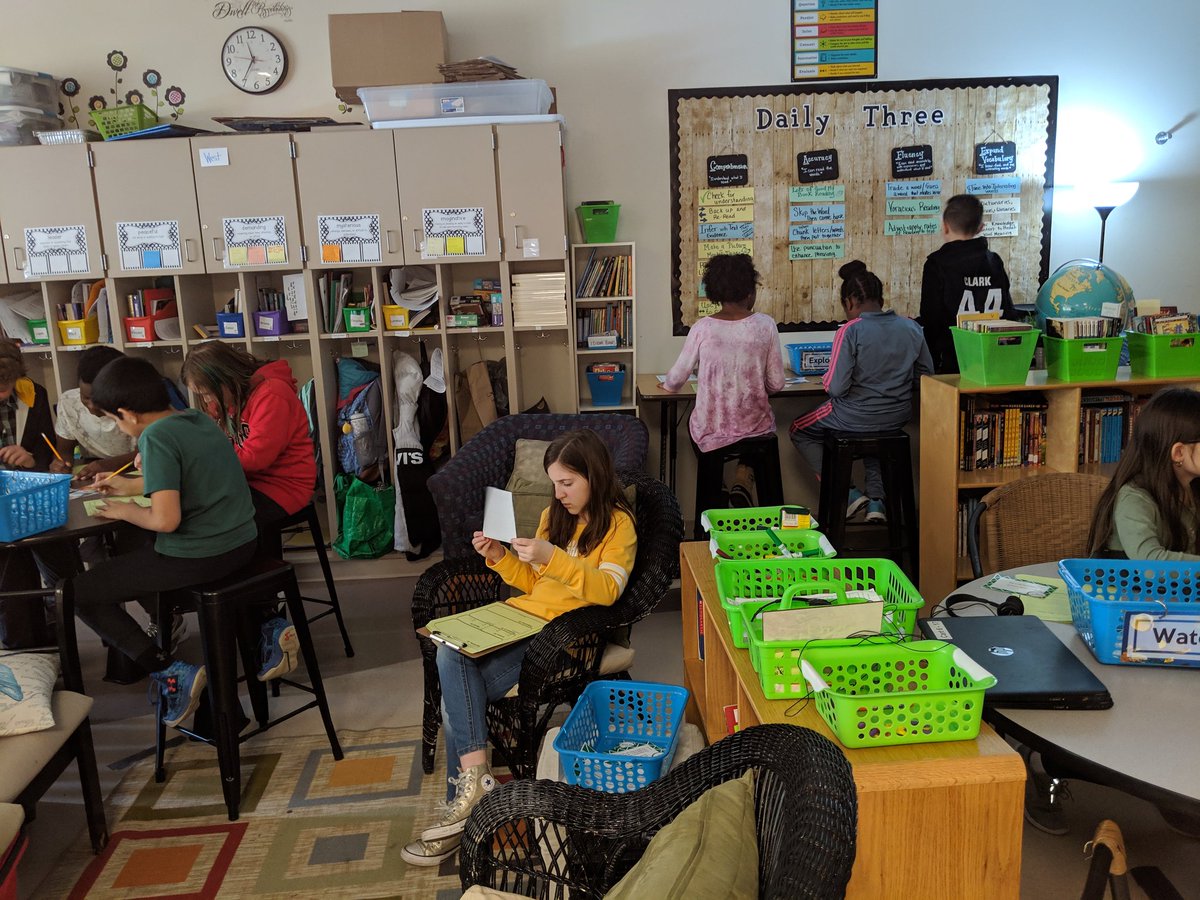 kristina_waner's tweet photo. Working collaboratively using  modality and task of choice to explore ecosystems!   Student engagement 100%.  They are at times frustrated, but they are owning the journey! Guide on the side for the win! #teacherproud #kidsdeserveit #Landerlove #TeamWaner #MyChoiceMayfield https://t.co/cBiKYrhMqq