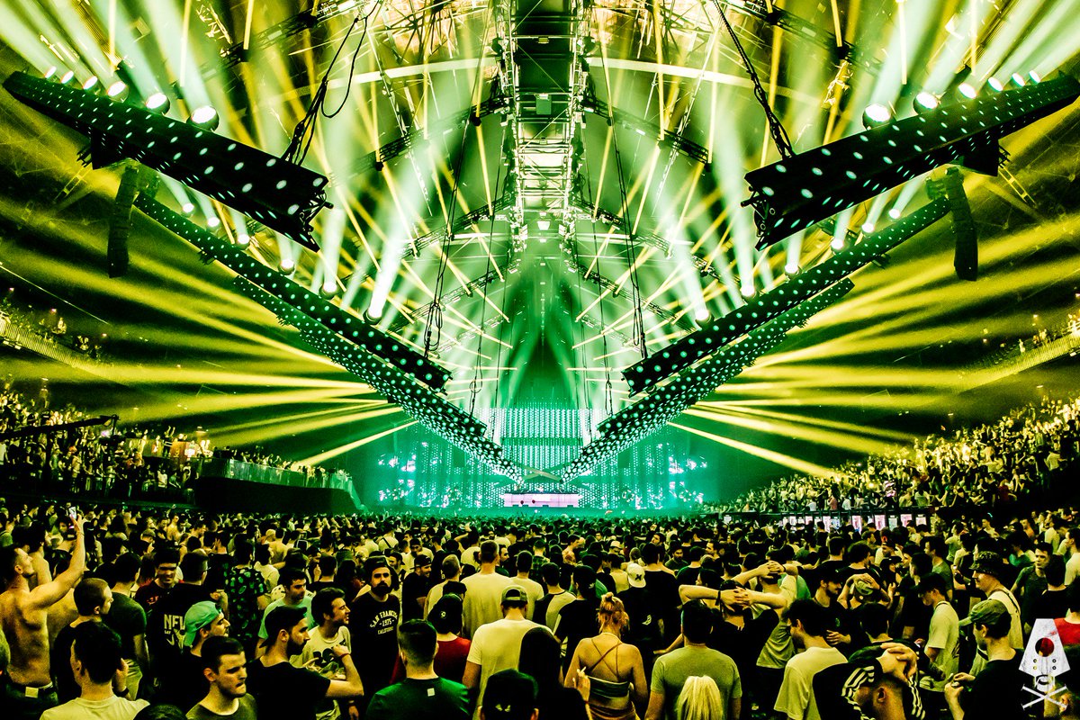 WeAreRampage's tweet photo. Words cannot discribe... https://t.co/O86FyrEcF0
