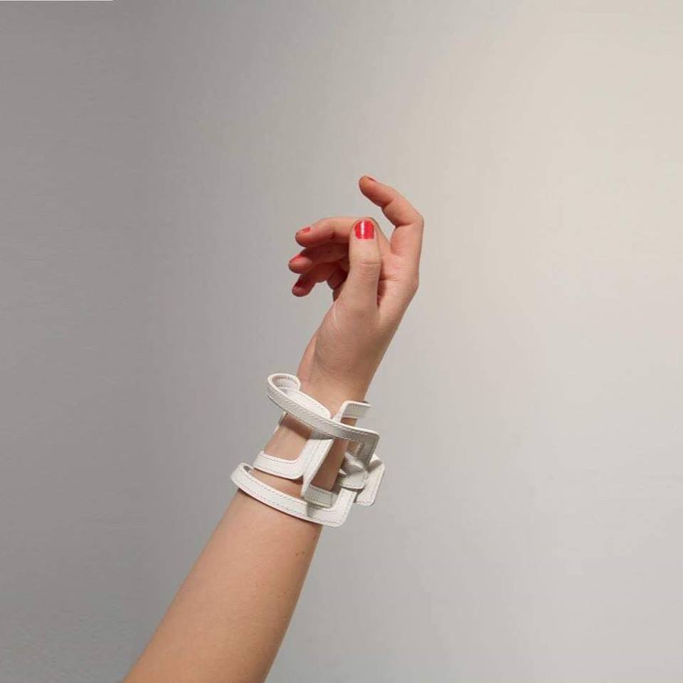 CDAITESM's tweet photo. Nos visita Saskia Bostelmann, jueves 4 de abril, Auditorio 2 Centro de Congresos. Algunos de sus diseños se encuentran en la BID, no te la pierdas! #teccampusgdl #eaadoccidente #diseño #joyeria #ldi @TECcampusGDL https://t.co/VWeHGLVos0