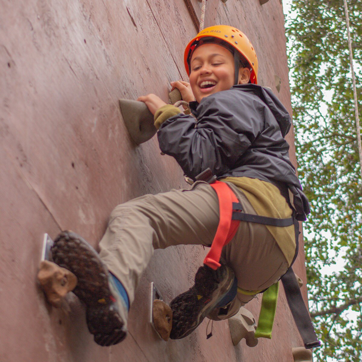 RubyBridgesPTA's tweet photo. 5th Grade #sciencecamp at @missionspringsoe was an amazing experience! Our students were challenged with intense hiking and rich outdoor lessons. We'll always remember these incredible 3 days! #climbingtower #wearerubystars #rubybridgeselementary https://t.co/TO0vPfR0eT