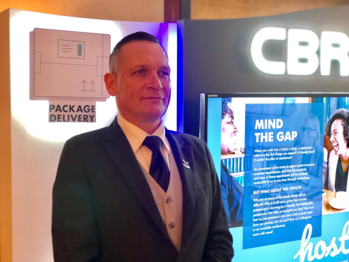 NobleAndHitsch's tweet photo. Noble&Hitsch in service of CBRE Hong Kong
Thank you for this wonderful opportunity.
#nobleandhitsch #Butler #Butlerservice #cbre #Service #HK #ButlerForHire #LuxuryLifeStyle #HKButler #HappyDay #Happytime #Passion #lovemylife #lovemyjob #party #beautiful #style @cbre_irp https://t.co/XnB7vQQapV