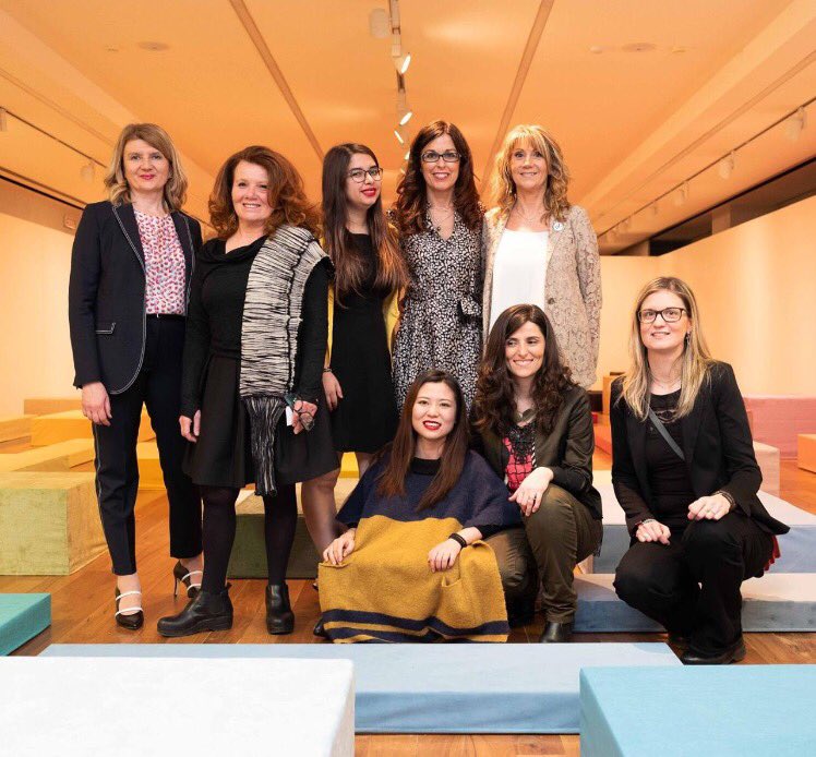 FondazioneDZ's tweet photo. Istantanee dal #vernissage di E' Qui. #DZTextile https://t.co/nrq0oXhCsP