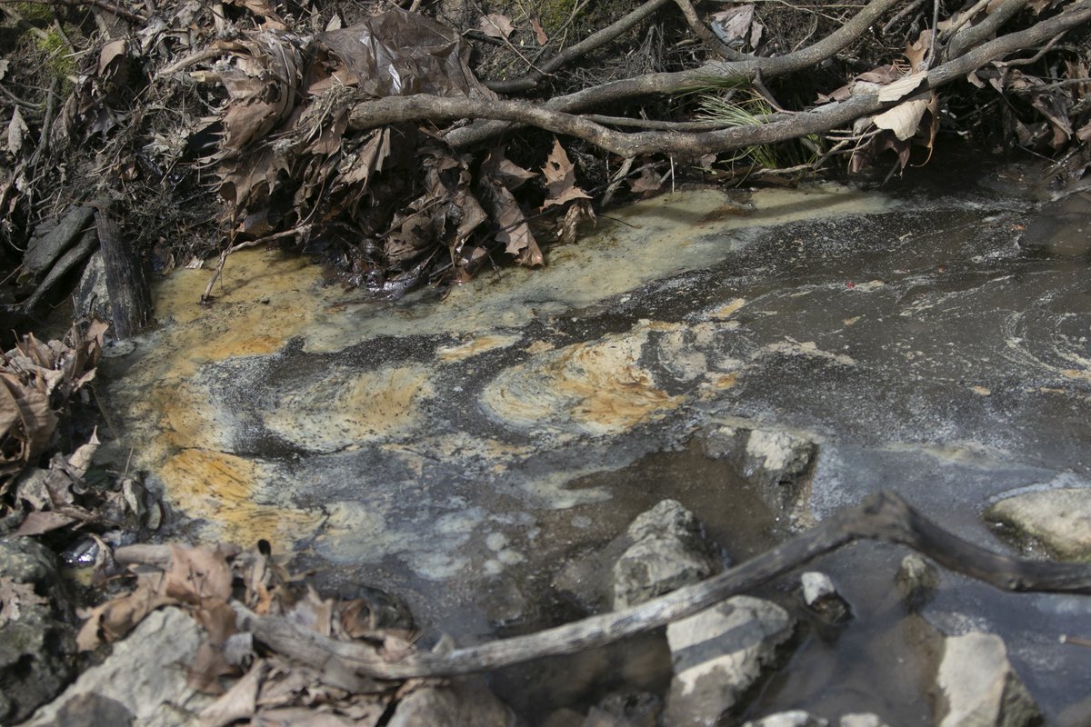 TH2woah's tweet photo. Would you want your kids to play in this water? #savethestreams https://t.co/kEuIMSghZS