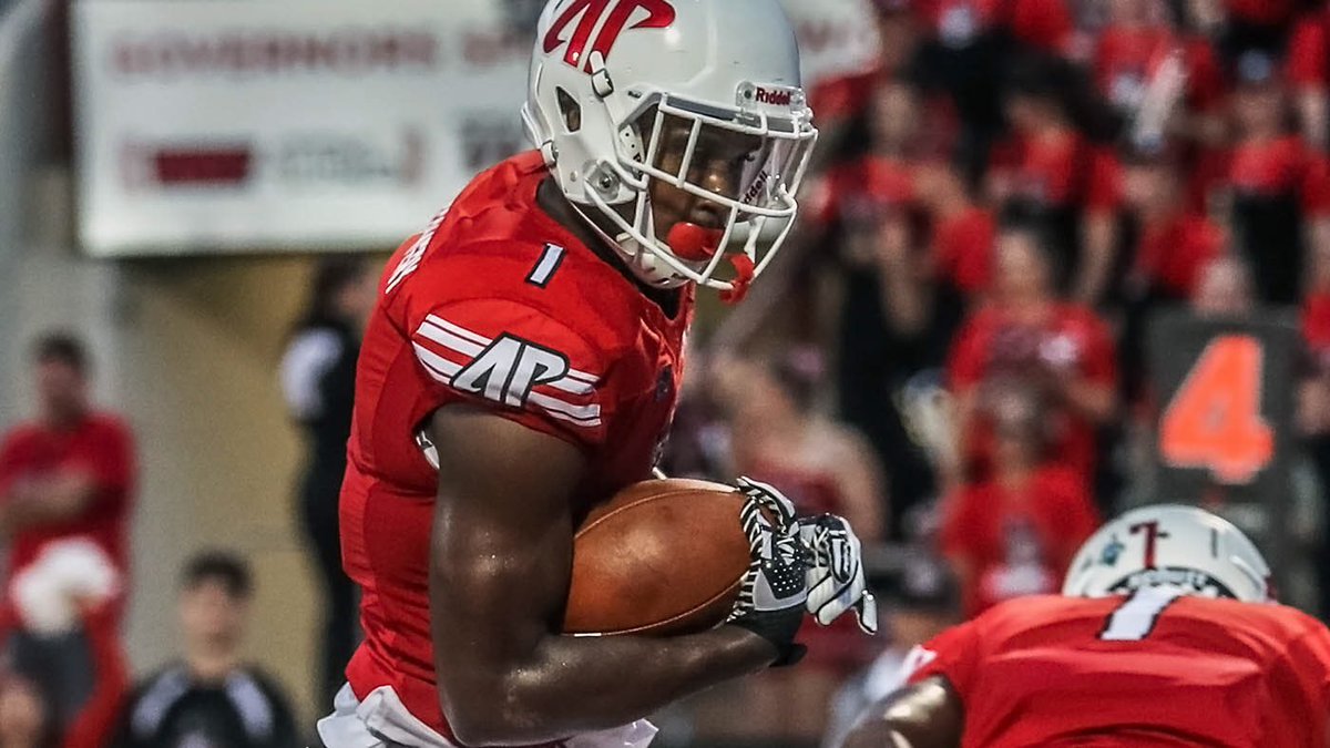 KalenKing21_'s tweet photo. Blessed To Receive An Offer From Austin Peay State University π΄β«οΈ #GoGoverners #CutDifferent https://t.co/Gf8hZHq9YV