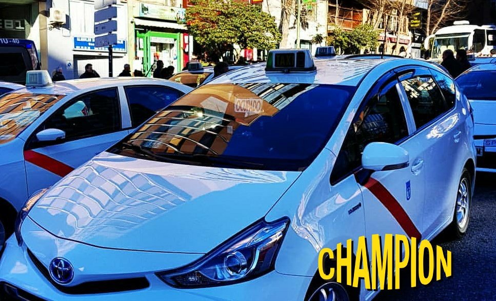 Beatrizesc1's tweet photo. A mí regreso, llame a #Taxi , prefiero pagarlo de mi bolsillo pero ir con profesionales...Mirar el coche, conductor amable, me dejo cargador para el móvil, limpio, cargo ni maleta el mismo, Hablamos ahora de TÓPICOS???? https://t.co/n1uUH6h0Df