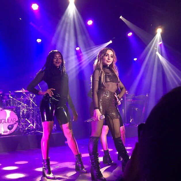singularshows's tweet photo. photos from the Nagoya Show (2nd April)✨✨✨ https://t.co/YE0gMYYT4s