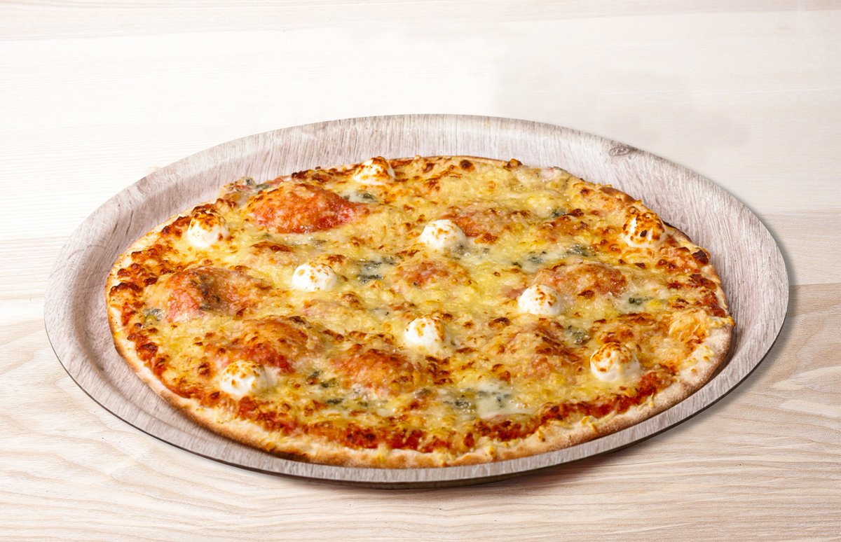 Amateurs de fromage ? 🧀 Vous allez l'adorer !! Goûtez à notre à notre nouvelle pizza ADDICT'CHEESE composée de gorgonzola AOP, d'emmental, de mozzarella et de chèvre doux 😍 #pizzalovers 🍕