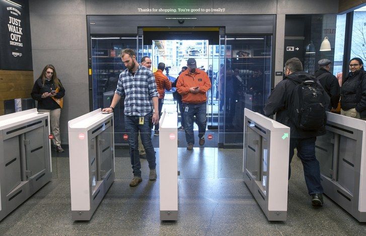 What the experts think of <a href="/Amazon/">Amazon</a>'s supermarket expansion plans buff.ly/2uDp71h #digital #experience #brand