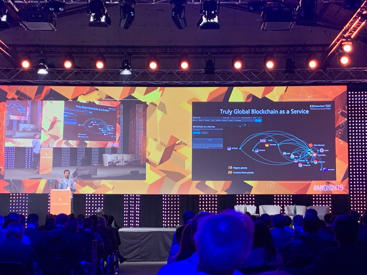 staatsdruckerei's tweet image. Wir sind am Anon Blockchain Summit unterwegs - Blockpit, Conda, cool euch hier zu sehen! Ganz besonders klass finden wir, dass es am Stand von House of Nakamoto einen Bankomaten gibt, mit dem man Bitcoins direkt auf unsere #chainlock Karte laden kann. 
#anon2k19