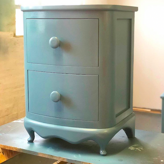 MightonPaints's tweet photo. Simply stunning! Look at this bedside #cabinet with a spray #paint finish in our Chevington Blue! #TradePaint #TimberPaint #ProfessionalPaint https://t.co/IETqoff8xu
