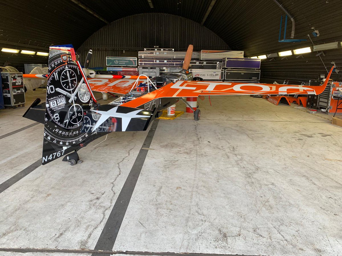 nicolasivanoff's tweet photo. Après deux jours de remontage, retour au Luxembourg avec le Edge 540 ✈🙌👍
#airrace #pilotlife #hamiltonwatch #teamivanoff #tuesdaytrails #redbullairrace #workinprogress https://t.co/uBuMgmsLGn
