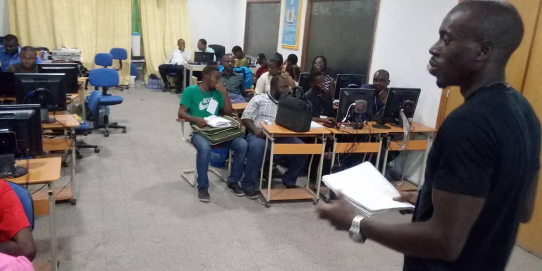 ghislainmbesse's tweet photo. #KSA2019: les jeunes se preparent à l'epreuve de #FirePitch de la demi-finale prévue pour ce samedi 06 avril lors de #KIF2019. @jdeen304 @resojec @AimKazika @alkitenge @YannickLukusa @the_muan @StartupEUAfrica @talent_afrique @OIFJeunesse @PixelByte_ca @HDIAKIESE @HerveKbg24 https://t.co/ja6RAN5NFV