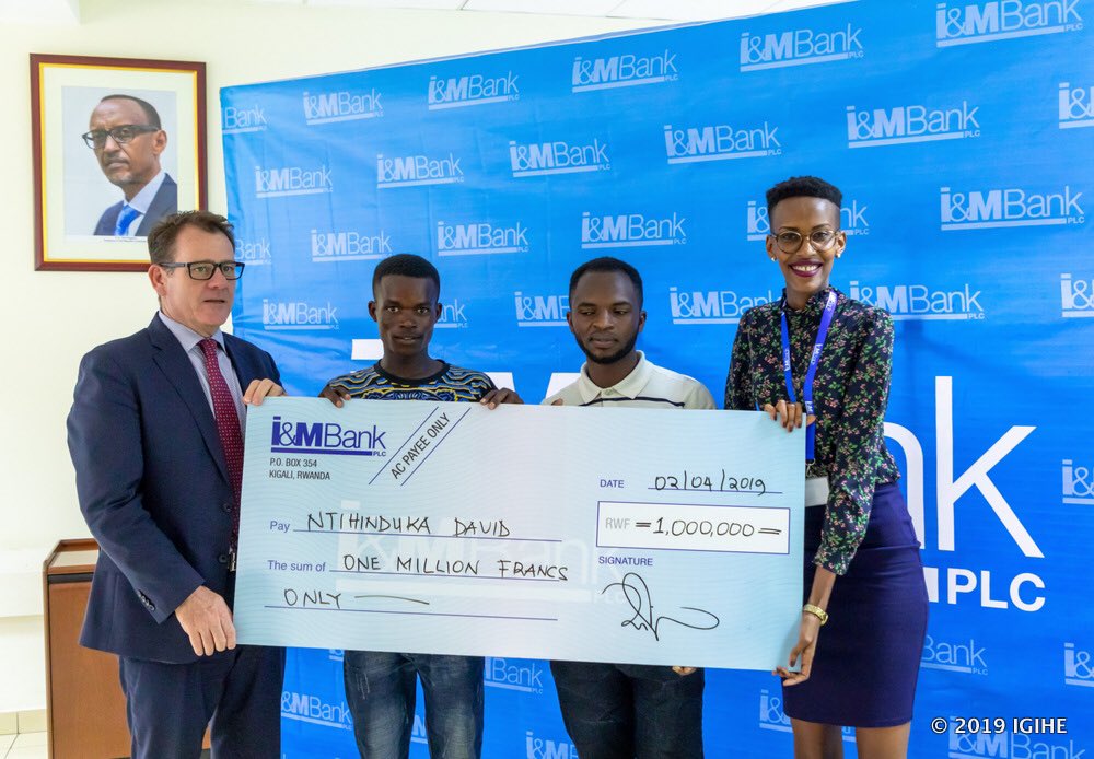 imbankrw's tweet photo. This afternoon, we presented cheques to the #IMPushToStart Winners. 

Congratulations once again 🎉🎊🎶🍾 @ccefarms @SalutemTechLtd @Ntihinduka_Davi https://t.co/zXJN1gf2r6