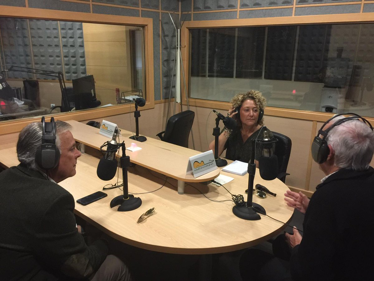 Gracias a <a href="/radiocompasfm/">Radio Compás</a> , Onda Marismeña, por la entrevista realizada por Iski Jurado, “Conociendo nuestra tierra”. #huelva
He disfrutado junto a vosotros. Espero hayáis conocido algo más de mi. 
#ReiniciemosHuelva