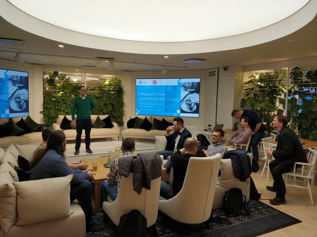 1st #Microsoft365 User Group Poland in lovely Kraków @marcin_crunch Kamil Poliszak on stage!!! #Office365 <a href="/Microsoft365/">Microsoft 365</a> talking about migrations to M365 #community #intune