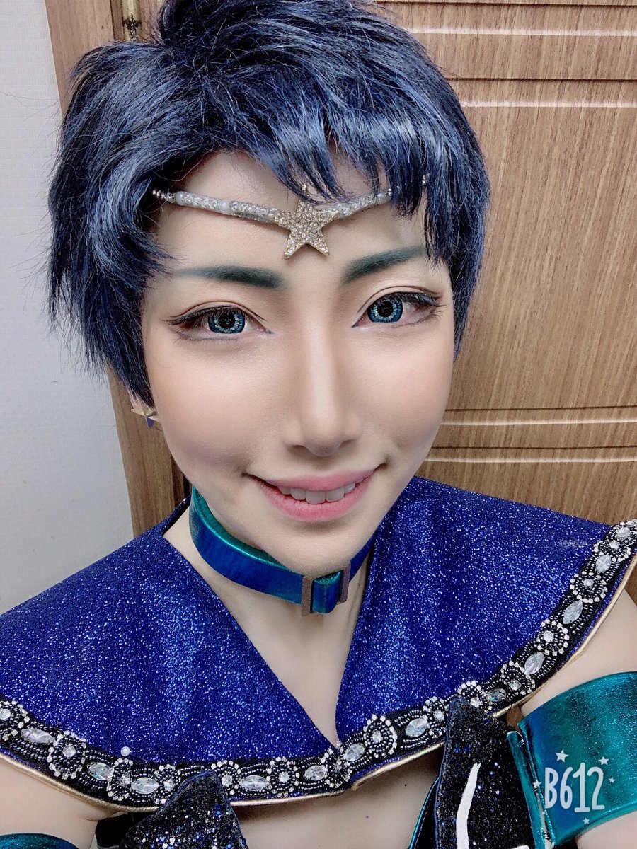 Sun_ddeun's tweet photo. #세라팬뮤2019후기 
안녕하세요! 더에이의 대표이자 연출, 액팅&amp;보컬 트레이너였으며, 대본을 쓰고 세일러 스타 파이터(세이야 코우)를 연기 한 해뜬입니다. 후기를 쓰면 정말 이대로 끝이 되버릴 까봐 두려워서 한참을 미루다가 오늘에서야 남기네요. 타래로 이런저런 이야기를 남겨볼까 합니다😊💕 https://t.co/2SCHXKlLy2