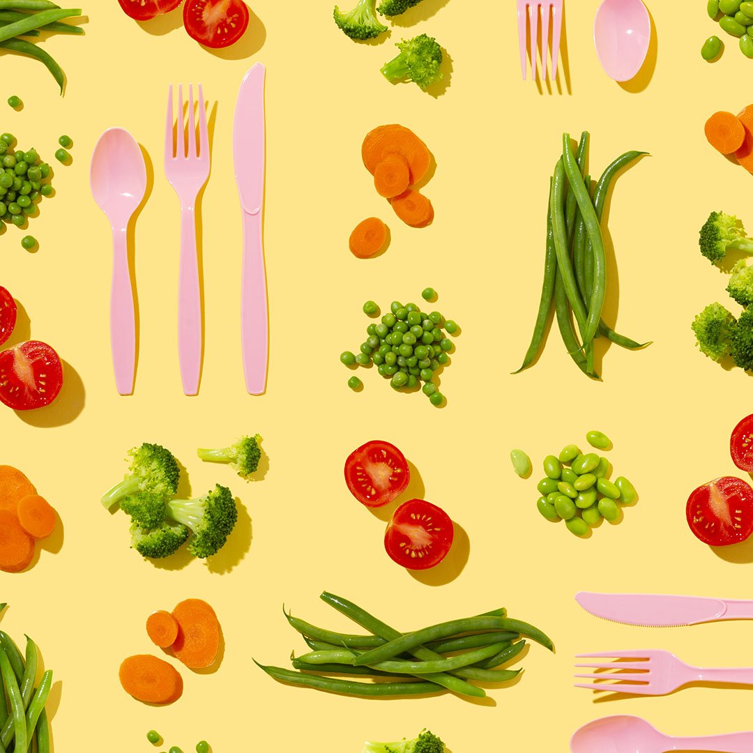 Something about #spring makes us want allll the #fresh veggies!  🌽 🍆 🍅🍄