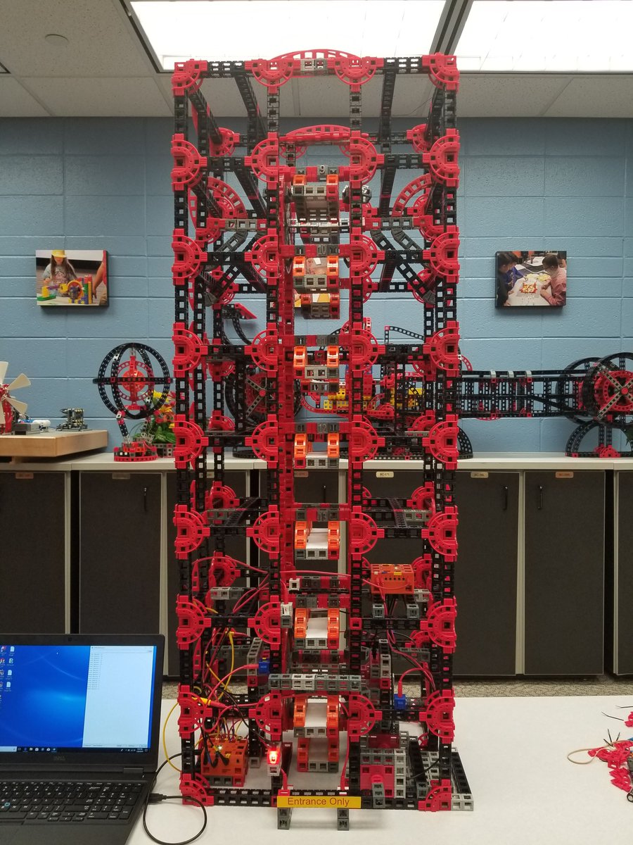 neden_ryan's tweet photo. Congratulations to @PSU_teched for placing 3rd in the 2019 ITEEA problem-solving competition. The challenge was to build an automated parking garage that could hold 15 cars. The PSU team used @KidSparkEdu engineering materials to build and automate their design! Go Gorillas! https://t.co/MO95tw4YT2