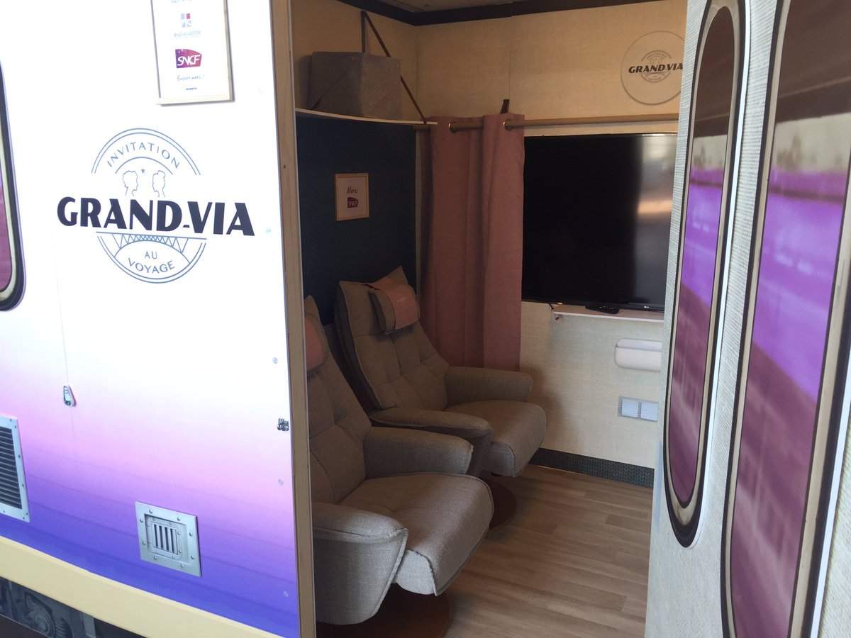 sigo_fr's tweet photo. Fiers de faire partie des nominés dans la catégorie « Innovation Produit » des Trophées #silvereco pour notre décor de train à installer en Ehpad #GrandVia La Thérapie du voyage https://t.co/oWlmvgy8Jb