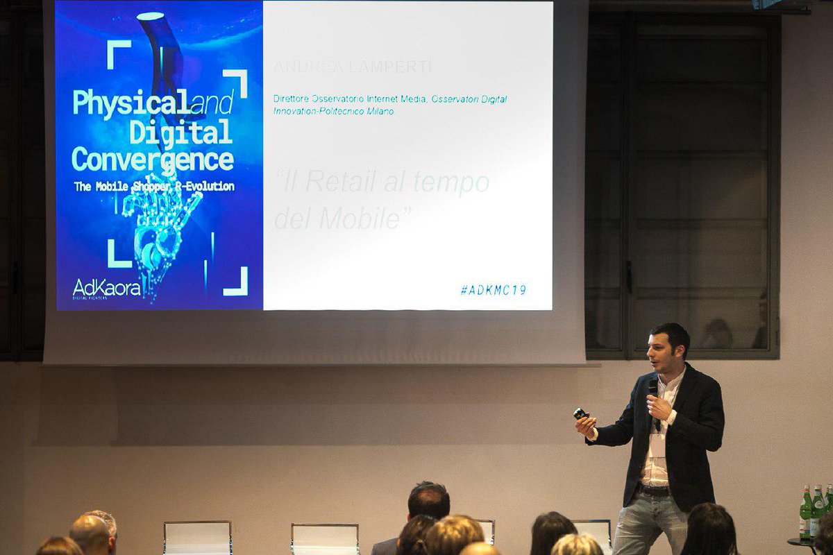AdKaora's tweet photo. Andrea Lamperti, Direttore dell’Osservatorio Internet Media. "tendenzialmente grazie all'uso dello smartphone si viene a conoscenza di nuovi prodotti, brand, opinioni di altri consumatori" @AndreaLamperti @Osserv_Digital #ADKMC19 #AdKaora #MobileLifeExpert #DigitalFighters https://t.co/8OgoCfhaDk