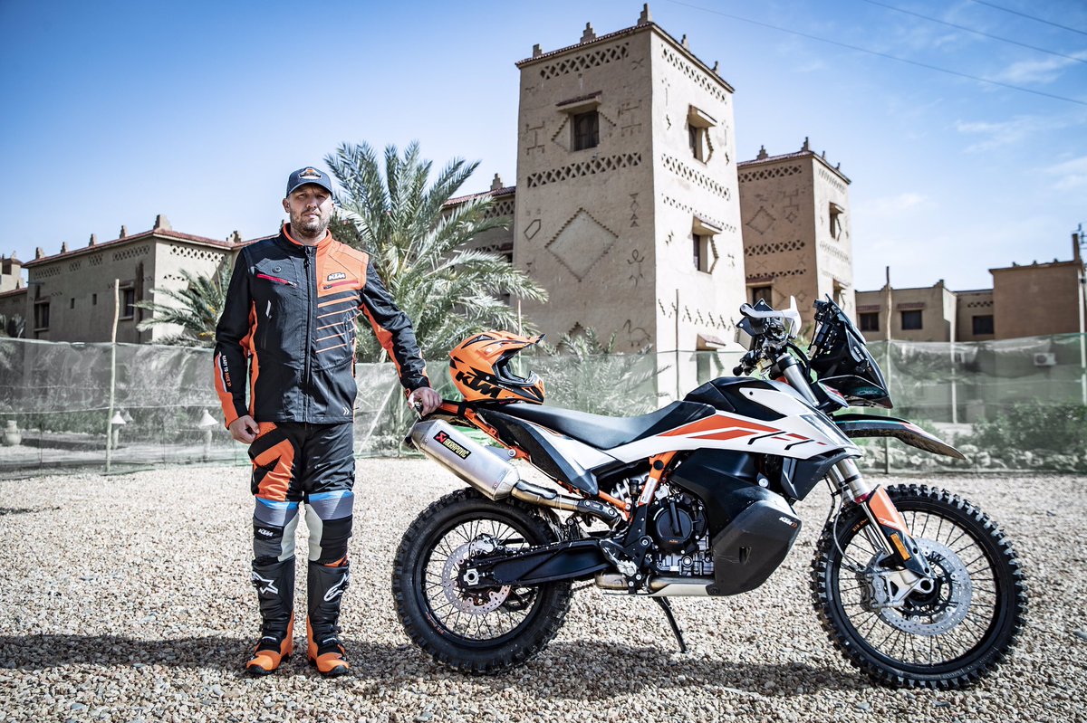 KTMSouthAfrica's tweet photo. Our South African winners of the #UltimateRace are having the time of their lives in the Sahara! Check out the results after stage one. https://t.co/mU8Nm4NpOr