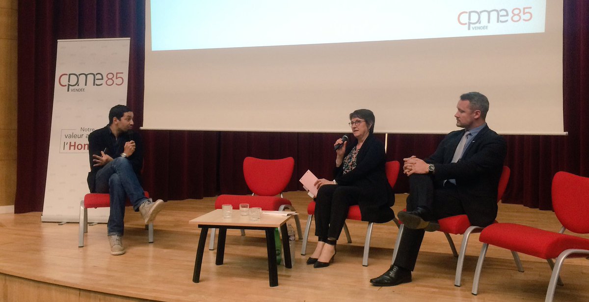 CPMEPDL's tweet photo. [#AG2018 @cpme_85]
La présidente Mme Mandin rappelle les missions de la @cpme_85 1. Défendre et #Représenter les intérêts des #TPME > #influence 2. Assurer les #mandats #Représentativité > #engagement 3. Promouvoir le #Dialogue et la #Concertation > #Echanges #Réseau  #Synergies https://t.co/xRfNSWlpPP