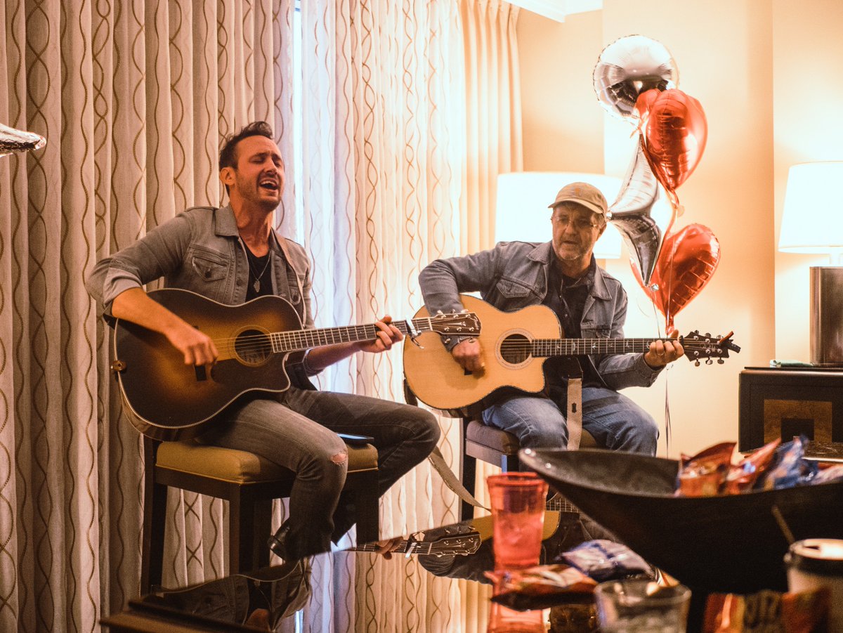 realcoldriver's tweet photo. It was such a treat to hear great new music from @DrewRBaldridge at CRS. Could this possibly mean a new single coming soon?! #countrymusic #newmusic https://t.co/WHMQ9NGp3g