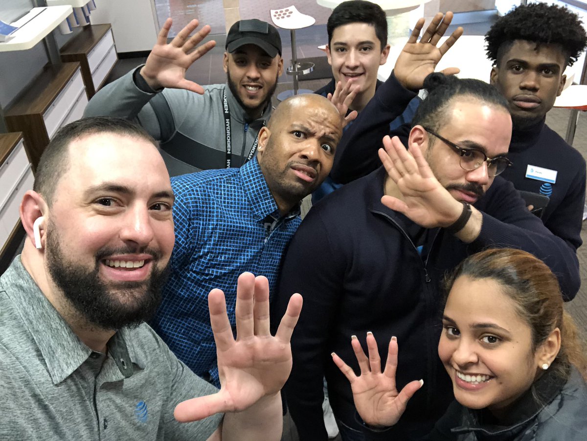 Shout out to my squad 5+ CRU VOICE participation in the month of March!!! #businesstime #CRUisALIVE #BUSINESSORBUST!! <a href="/kuhn3/">Kevin Kuhn</a> <a href="/judy_cavalieri/">Judy Cavalieri</a> <a href="/small_biz_liz/">Liz</a> <a href="/carrie_stare/">Carrie Stare</a> <a href="/AttBerkshire/">Berkshire Mall</a> <a href="/LalaFremont/">Lala Fremont</a>