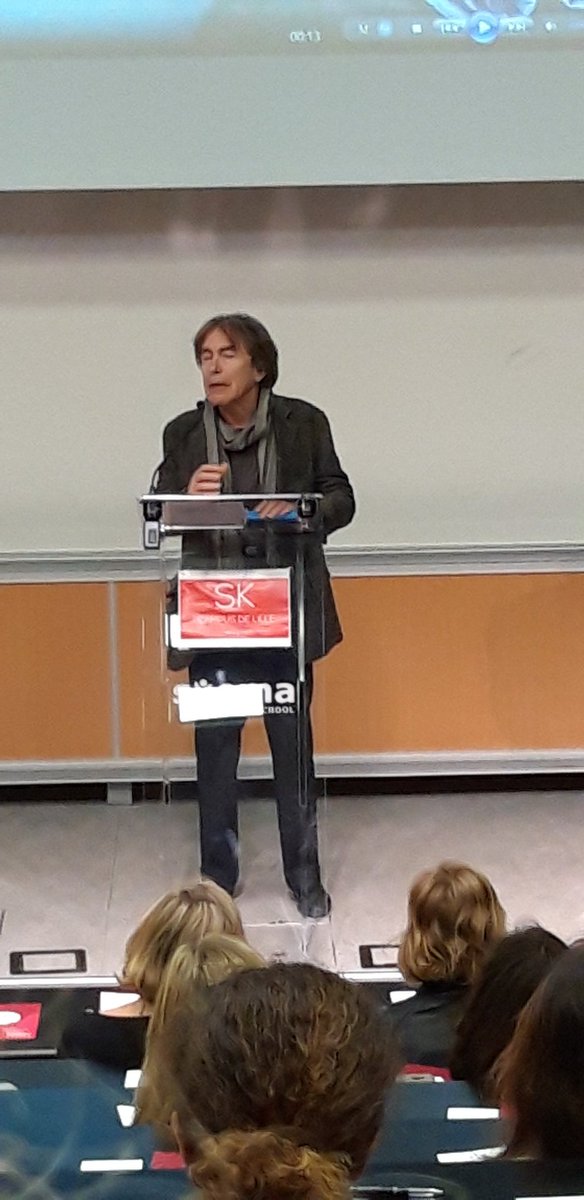 Idufosse's tweet photo. Conférence inspirante offerte par @fcegrandlille et @SKEMA_BS 
》Entre modélisation européenne et maturation chinoise,
quelle efficacité pour nos #entreprises ?
Merci François #Jullien - Stephanie #Chasserio - Odile #Lepercq https://t.co/jfOMNh6D12