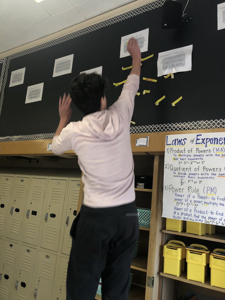mlittlemath's tweet photo. Scatterplots willmake ya jump jump! #mathisfun #silvershinesmps #scatterplots #jumpheight #height https://t.co/R60PG94PzG