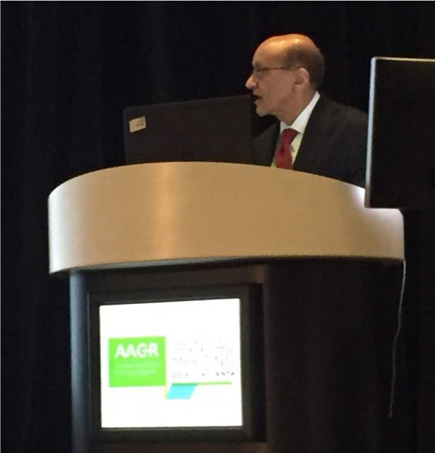 Ludwig_Cancer's tweet photo. Ludwig Harvard investigator Rakesh Jain describes his lab’s work demonstrating that drugs that normalize the dysfunctional blood vessels of tumors can significantly boost the effects of immune and other therapies. #AACR19 @MGHCancerCenter @harvardmed https://t.co/6Lzvlj085G
