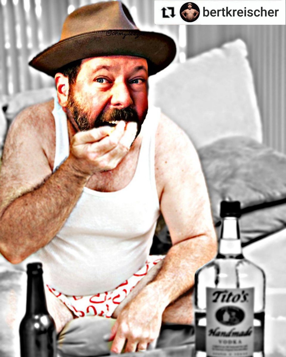 ohmydeezus's tweet photo. Lookin good Bart π€π»π€π»π€π»π€π»
#repost @bertkreischer
Thought I looked cute, might delete later. πβπΌ
#bertkreischer #bodyshotsworldtour #titosvodka #bertcast #bertbertbert #opentabs #comedy #comedian #themachine #standupcomedy #allthingscomedy #shittyphotoshop #ridiculous https://t.co/zRfdzF72RS