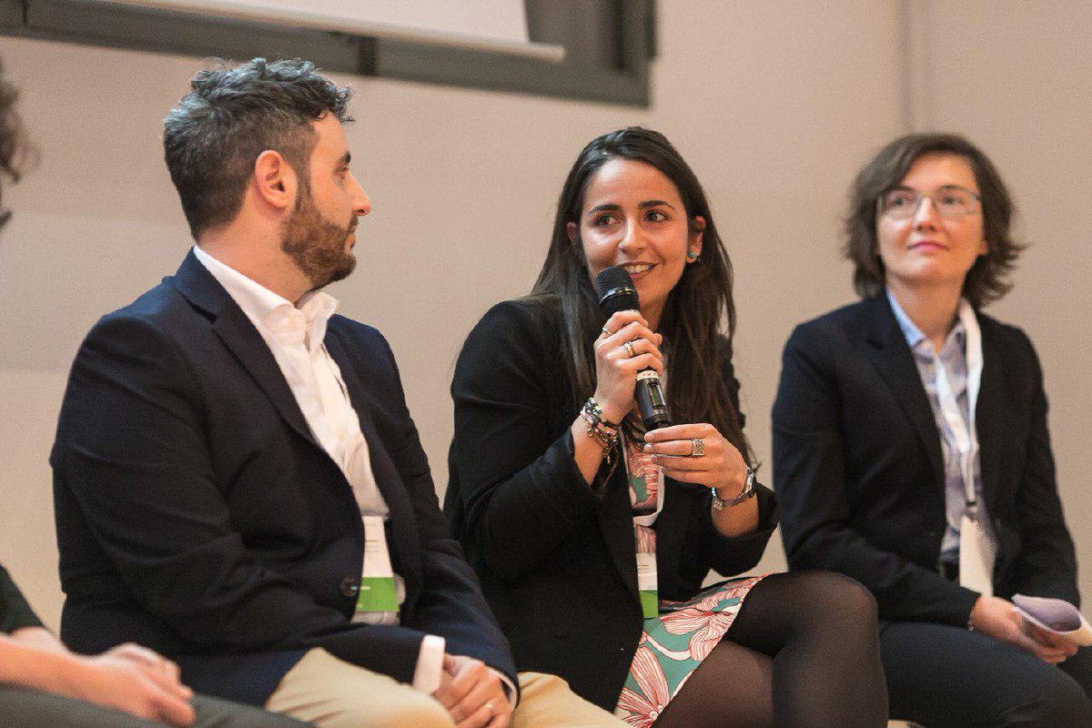 AdKaora's tweet photo. Paola Sinagra, Digital e marketing manager, L’Oréal “il mio ruolo è dare il messaggio giusto, alle persone giuste, sulla piattaforma giusta” @paolasinagra @lorealitalia #ADKMC19 #AdKaora #MobileLifeExpert #DigitalFighters #Innovation https://t.co/TDUbzKcuRv