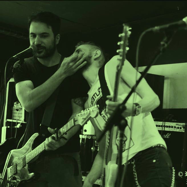 ...<a href="/BarCreepsband/">BarCreeps</a>/ Snap Out/ <a href="/fastfadeband/">Fastfade</a> 
3 bands, 4 chords, #PopPunk #SkatePunk #Punk #PunkRock #Rock and everything inbetween...
...Fri 19th April #live @the 'hive!!!
facebook.com/events/2141273…
@punksnewsuk <a href="/PunkGigsLDN/">Punk Gigs London</a> <a href="/SayIt_Poplar/">SAY IT!</a> <a href="/mypplr/">PPLR</a> <a href="/4loveofpunk/">For the Love of Punk</a> <a href="/punkshowtime/">Punk and Disorderly</a> <a href="/PunxUK/">PUNX</a>