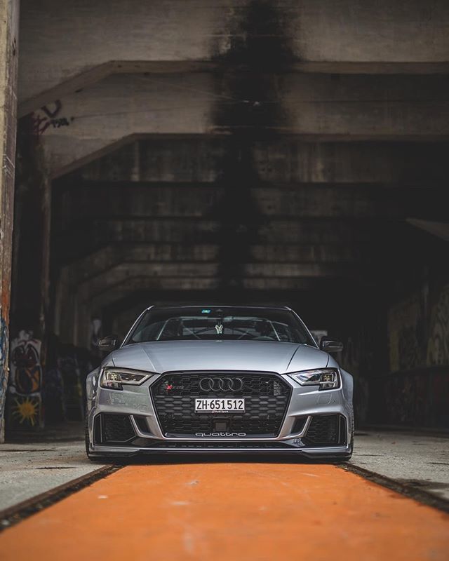 onlyrevo's tweet photo. Photo by: avi_rs3 of his Revo Stage 1 Audi RS3 Sedan
#wheelporn #versenkt #bbsrs #bbsgermany #bbswheels #rs3 #rs3limousine #rs3sedan #nullbar #nullbarswitzerland #airlift #mabo #swiss #car #silver #audi #audirs3 #lowered #fahrwairk #vag_cars #vagcars #a… https://t.co/DOwEO9Sb5x https://t.co/g703Qrn1uC