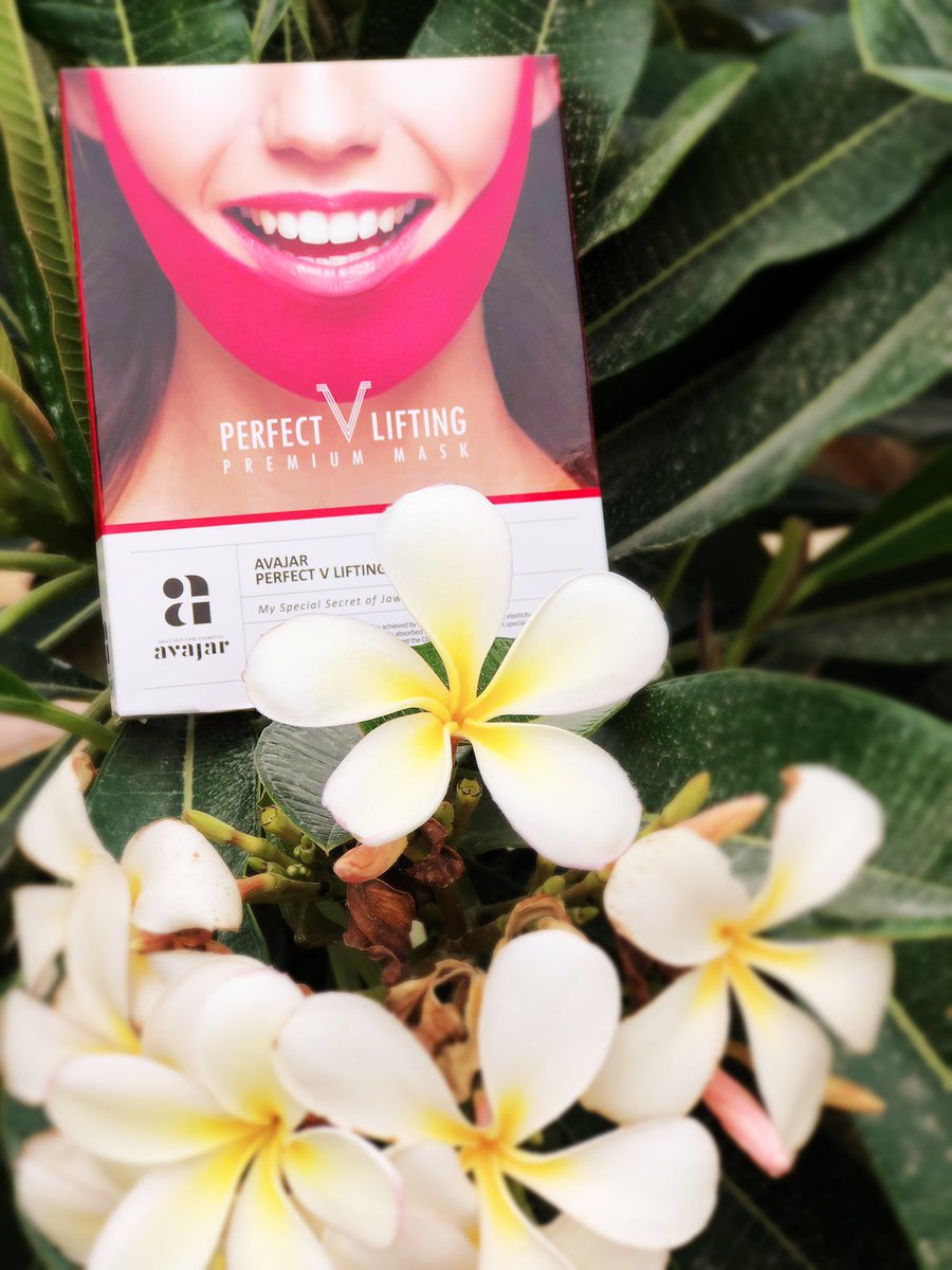 avajar_uae's tweet photo. Good Night～

#avajaruae #dubaibeauty #naturalskincare #facemask #skincareproducts #beautycare #facials #homecare #selfcare #lifting https://t.co/ISheohBqMa