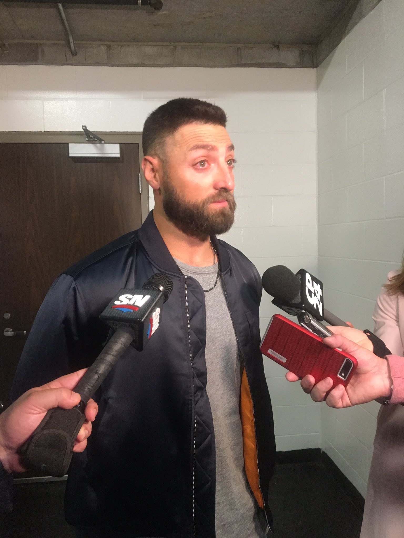 D3KnkQEVAAAgn47.jpg:large