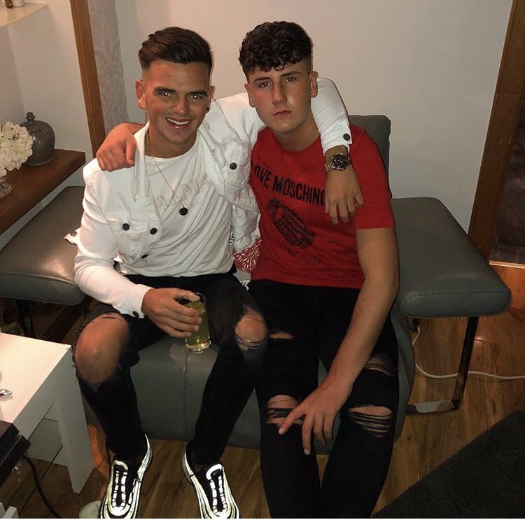  Happy birthday ma boy, I LOVE JESSIE J!Looking forward to Saturday, love yi xxx 