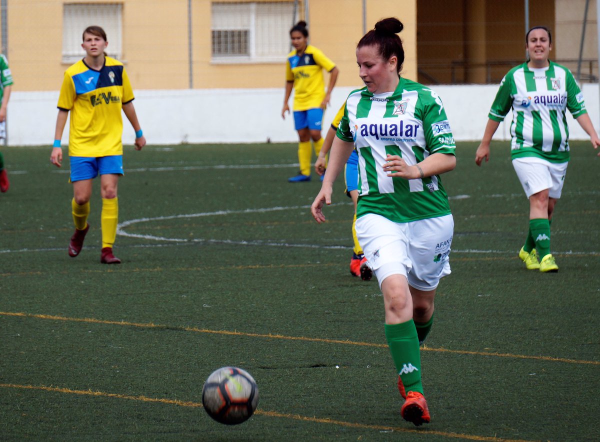 ascffemenino's tweet photo. Senior | Os dejamos algunas imágenes del último partido disputado. ⚽️💚
#SoyMujerSoyFútbol #ASCFF https://t.co/nWJz0AXVn7