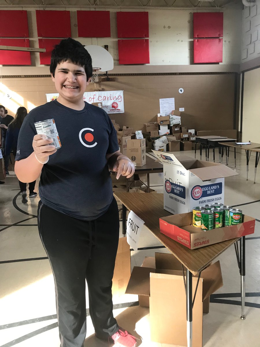 UWLC's tweet photo. Special thanks to students from Mentor CARES School for caring! Six students sorted through hundreds of pounds of food today to help us prepare for our upcoming food distribution. A great reminder that, "The happiest people are not those getting more, but those giving more." https://t.co/VXQw3nJajC
