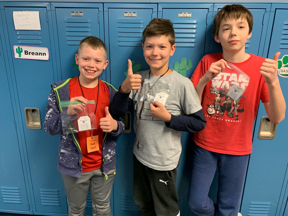 tstrongccsd66's tweet photo. WE BROKE OUT! These PV 5th graders successfully "broke out" away from Mother England in this Revolutionary Breakout... now they can have their own Tea Party! https://t.co/f9Tl3gj8Nf