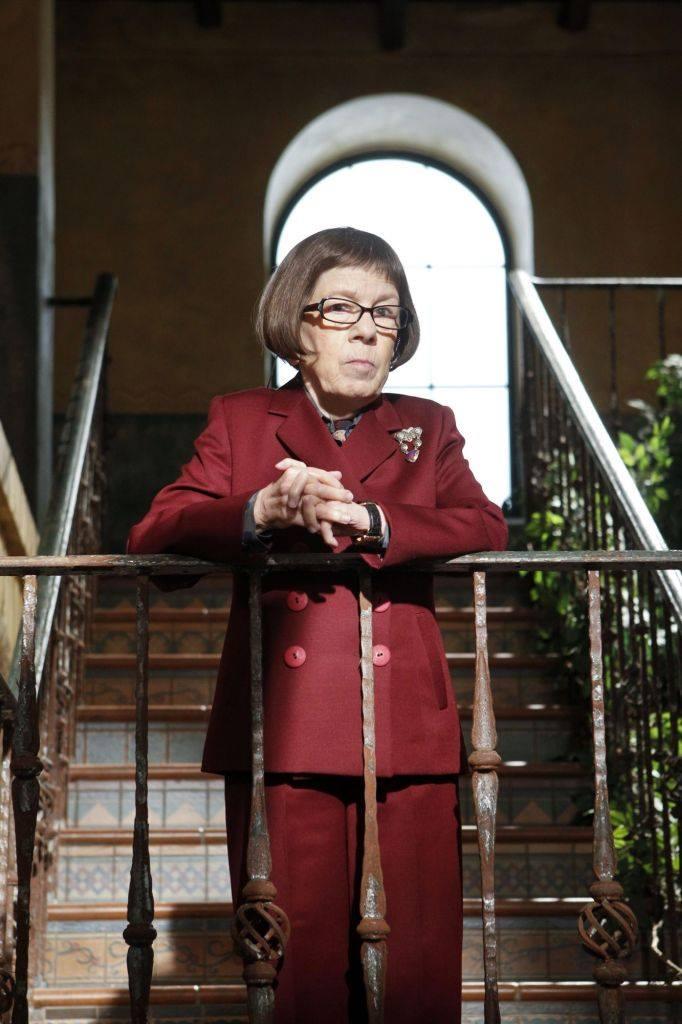 Happy Birthday to Linda Hunt who turns 74 today 