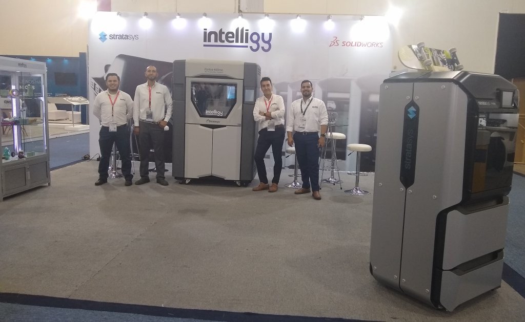 intelligymx's tweet photo. A solo unos minutos de comenzar #PLASTIMAGEN 2019. Visítanos en el stand 229 @plastimagen https://t.co/LigAllka7X