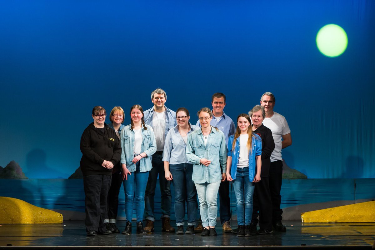 HMTC60's tweet photo. So the curtain has come down on the another HMTC show &amp; what an amazing &amp; fun show it was. 😀😳 Many thanks to everyone involved - cast, crew &amp; front of house staff - who have made the show such a fabulous success #hmtcsouthpacific #amateurtheatre 

📸: @washbrooke https://t.co/lKKz41K0qQ